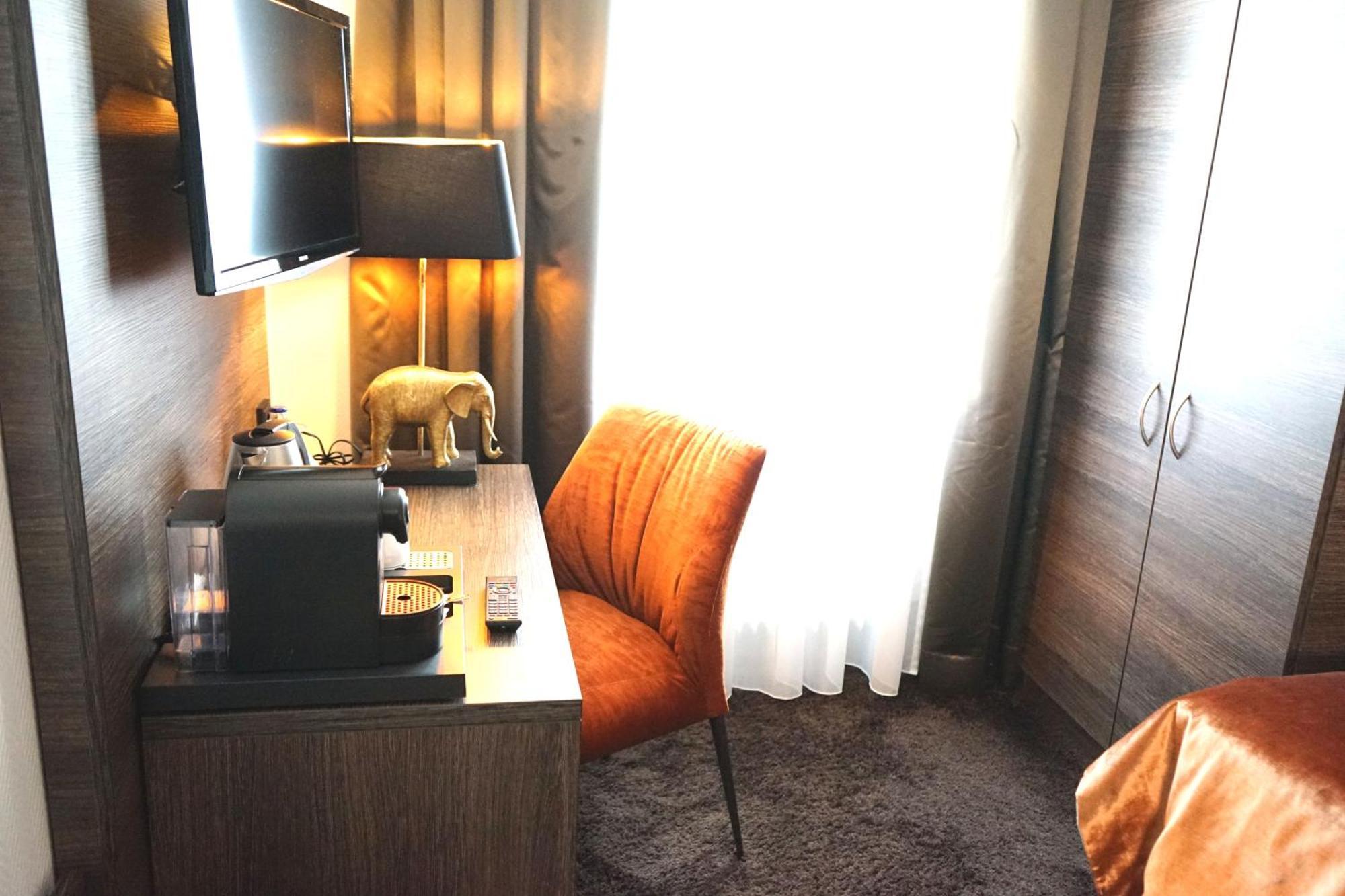 Superior Twin Room,1598448374:JPEG