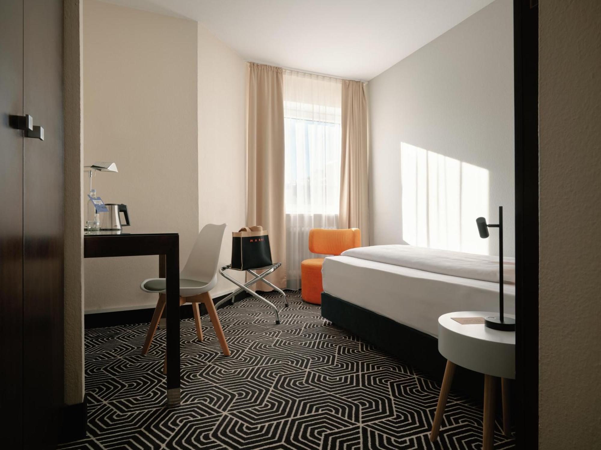 Comfort Single Room